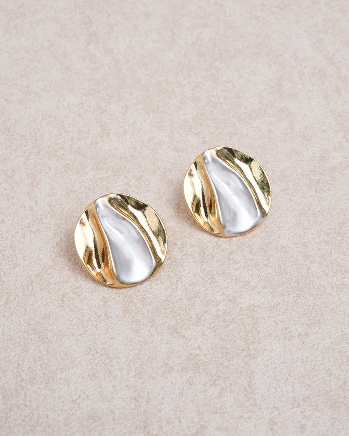Altın Teardrop Küpe