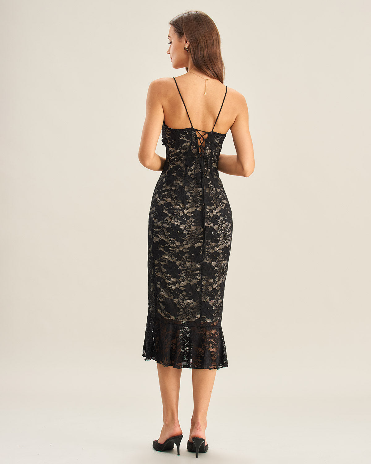 Siyah Dantelli Balık Kesim Slip Midi Elbise