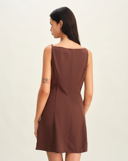 Kahverengi Düğmeli Pileli Slip Mini Elbise
