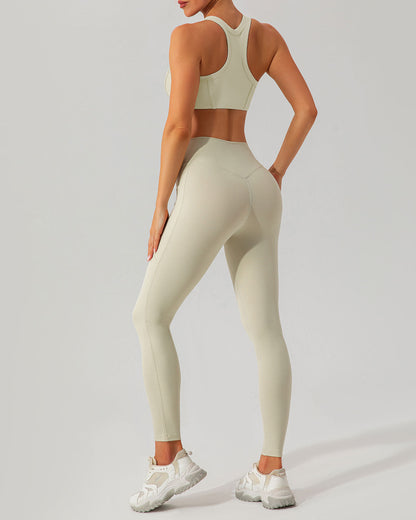 Bej I Sırt Yoga Atlet