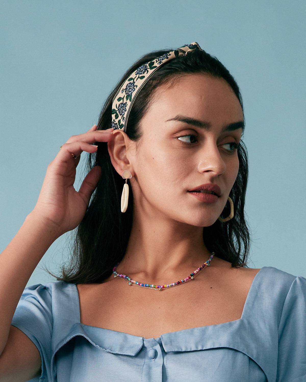 Knotted Çiçek Desenli Nakışlı Headband