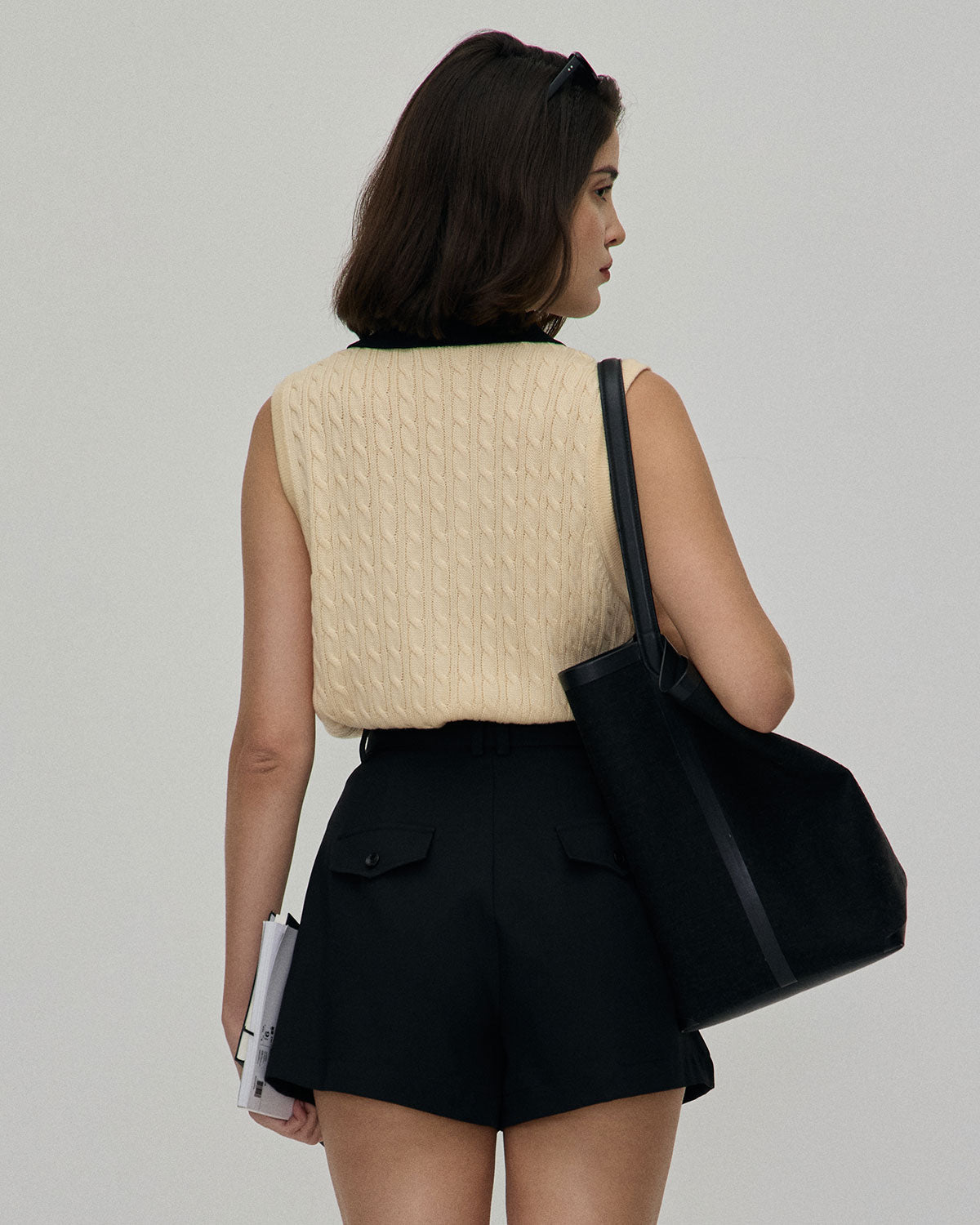 Siyah High-waisted Pileli Belted Şort