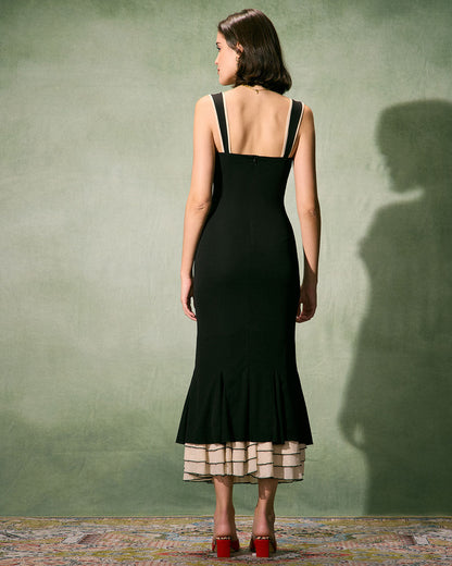 Siyah Kalp Yaka Vücuda Oturan Slip Maxi Elbise