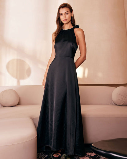 Siyah Boyundan Bağlamalı Bowknot Cutout Maxi Elbise