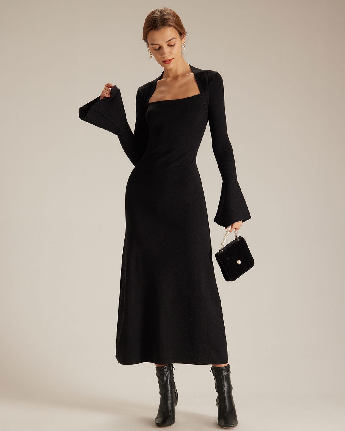 Siyah Kare Yaka İspanyol Paça Sleeve Midi Elbise