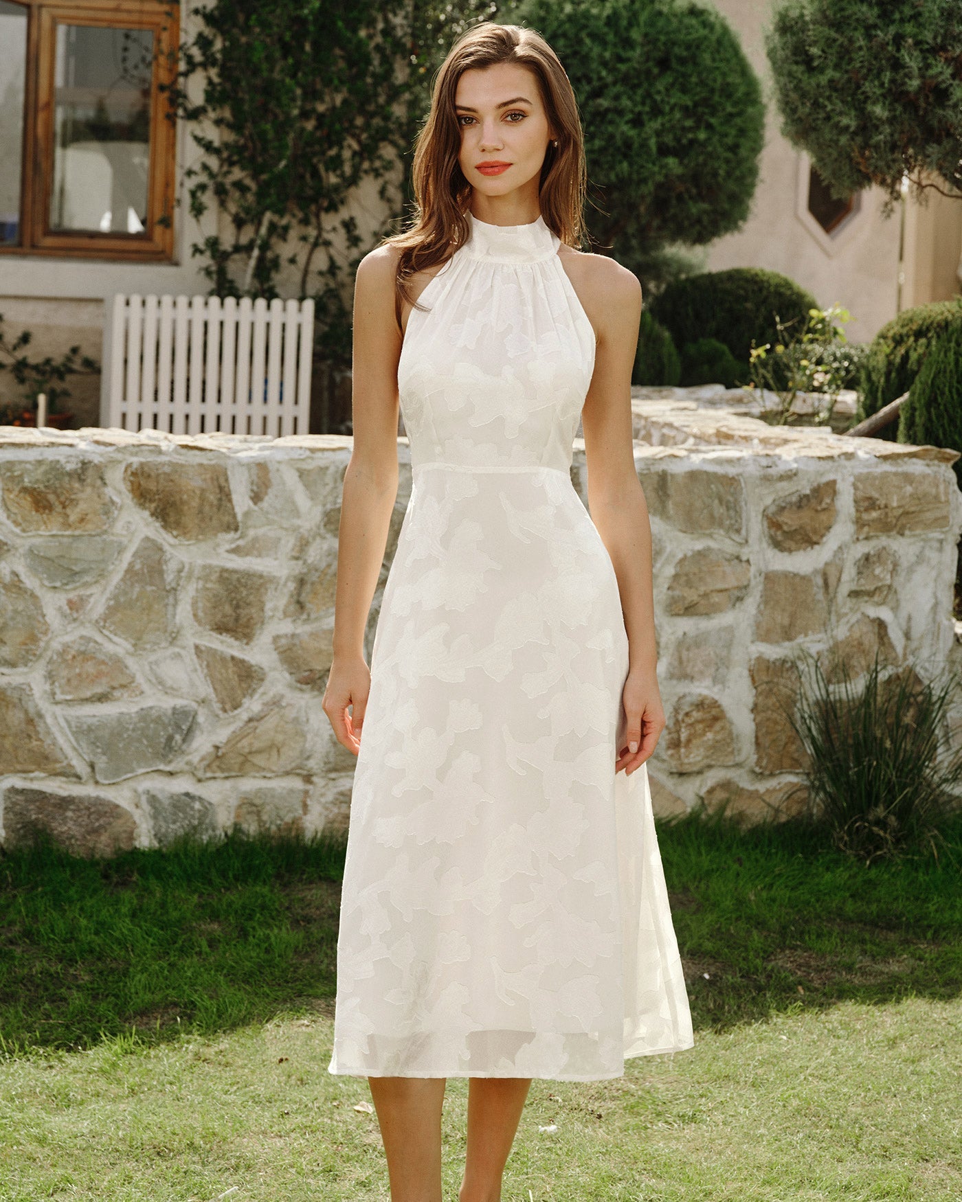 Bej Boyundan Bağlamalı Çiçek Desenli Midi Dresses