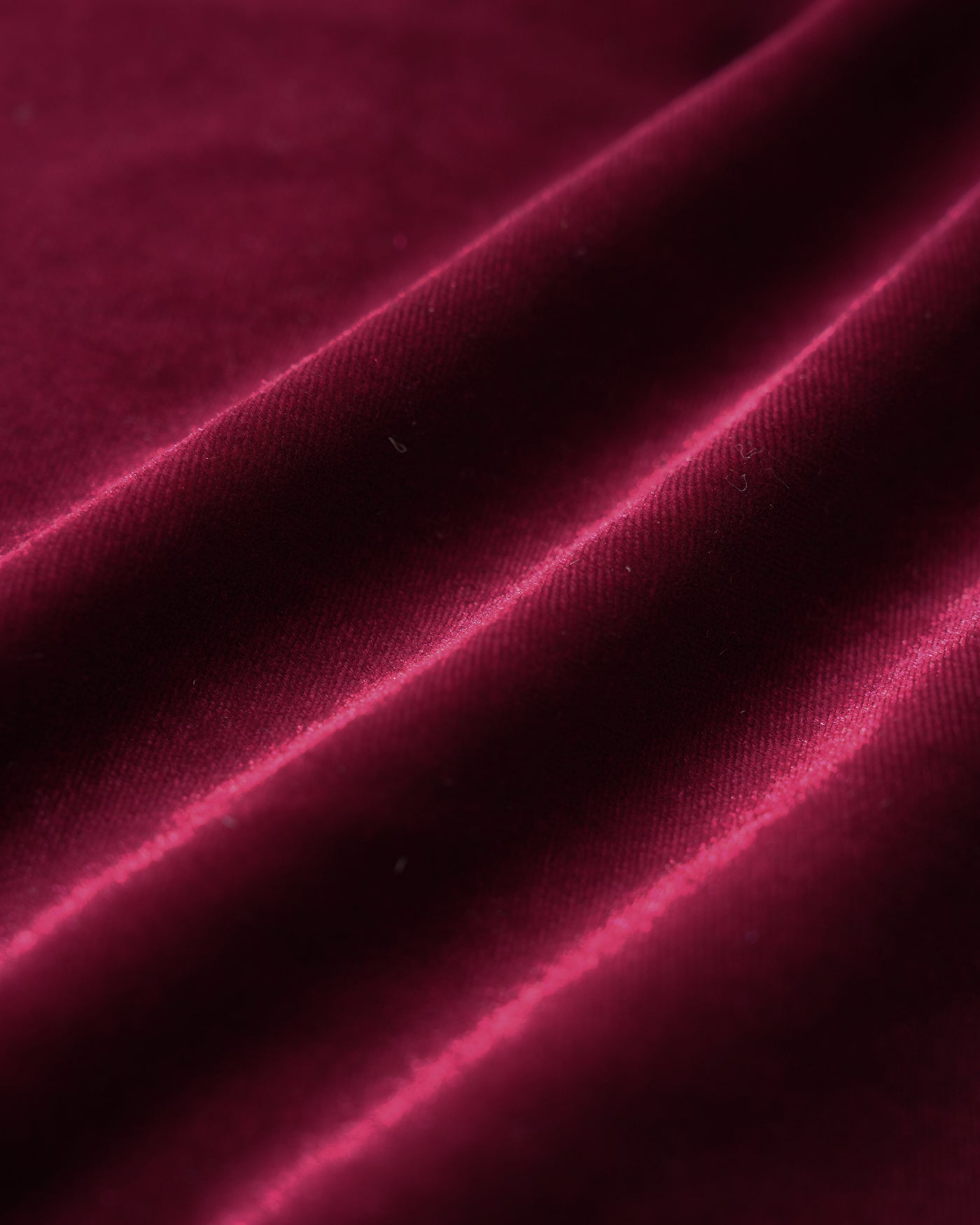 Bordo Kolsuz Askılı Velour Midi Elbise