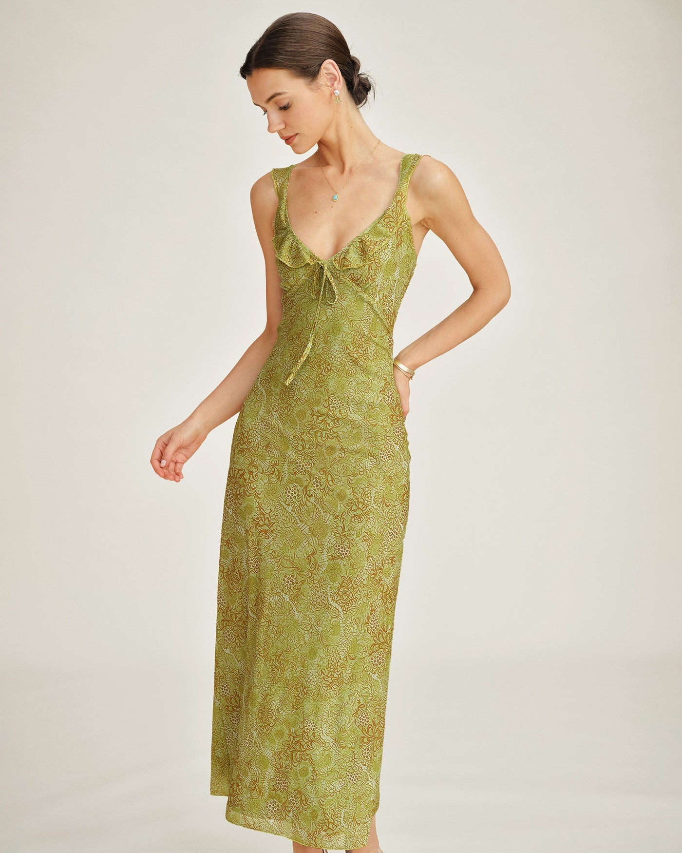 Yeşil Kolsuz Çiçek Desenli Slip Maxi Elbise