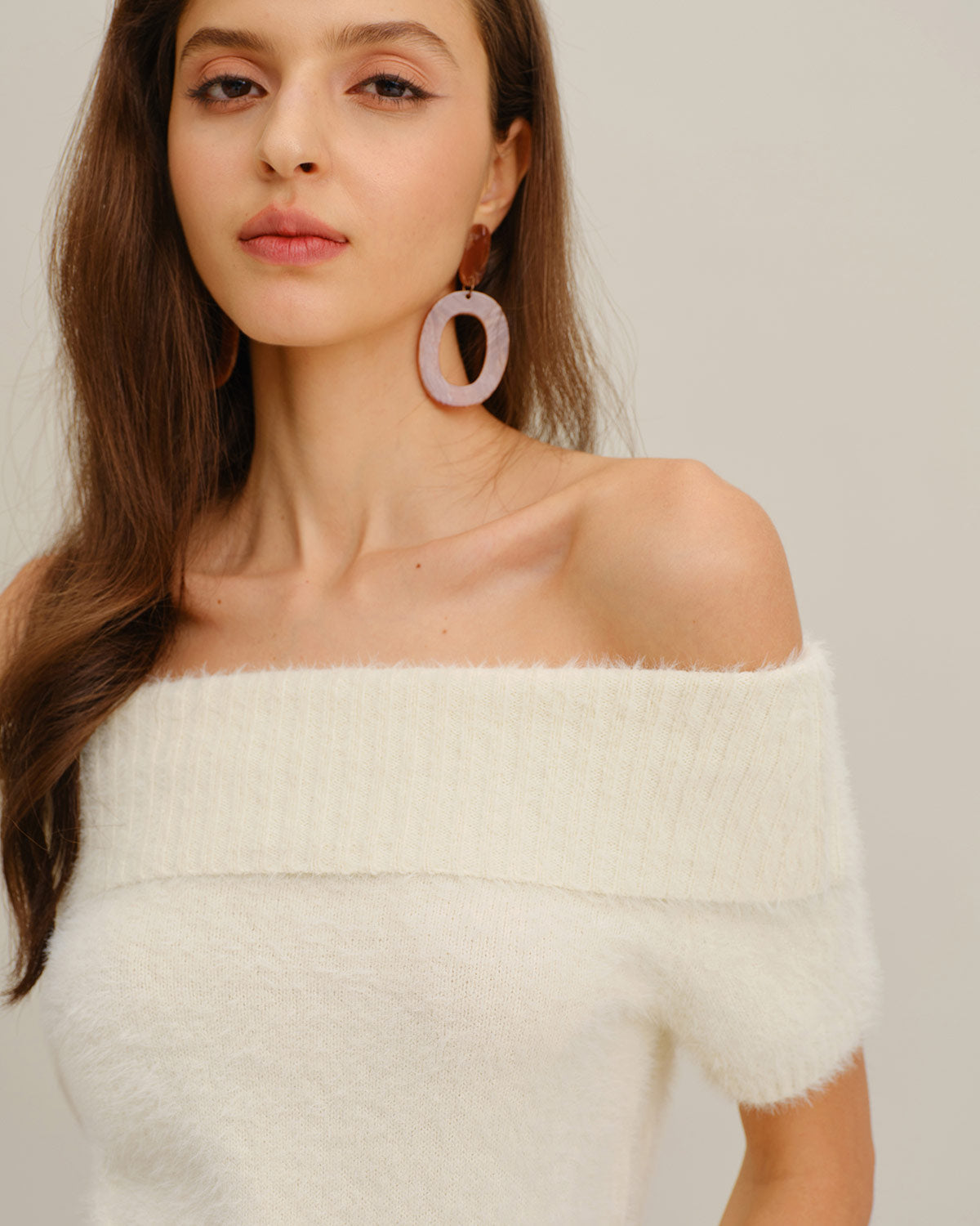 Bej Off The Shoulder Triko Tişört