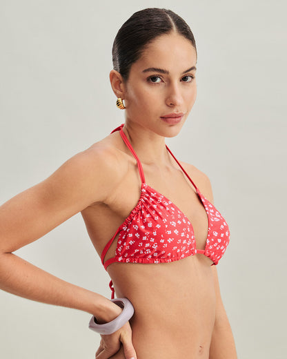 Kırmızı Çiçek Desenli Büzgü Bağlamalı Üçgen Bikini Takımı