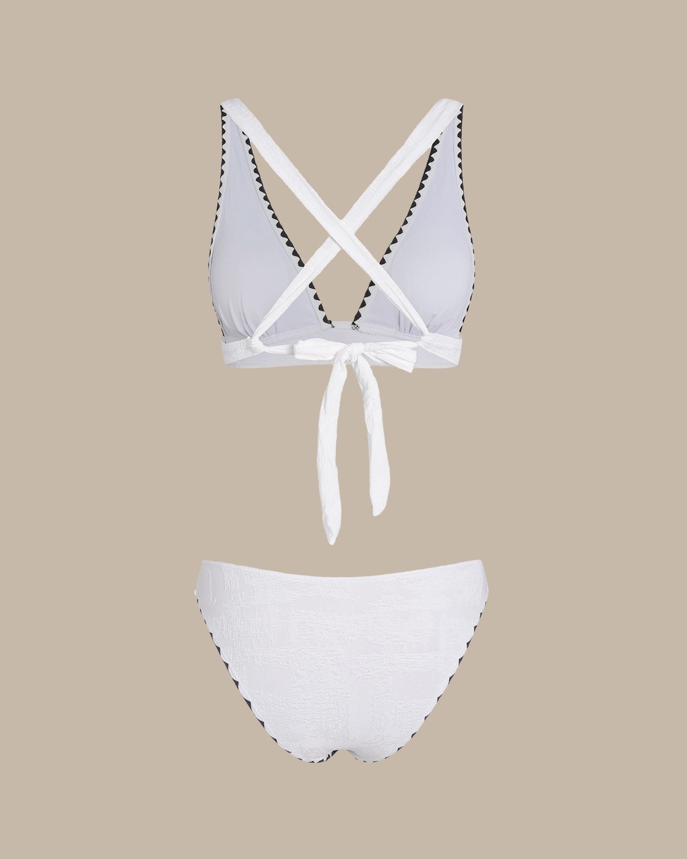 Beyaz Contrast Çapraz Üçgen Bikini Takımı
