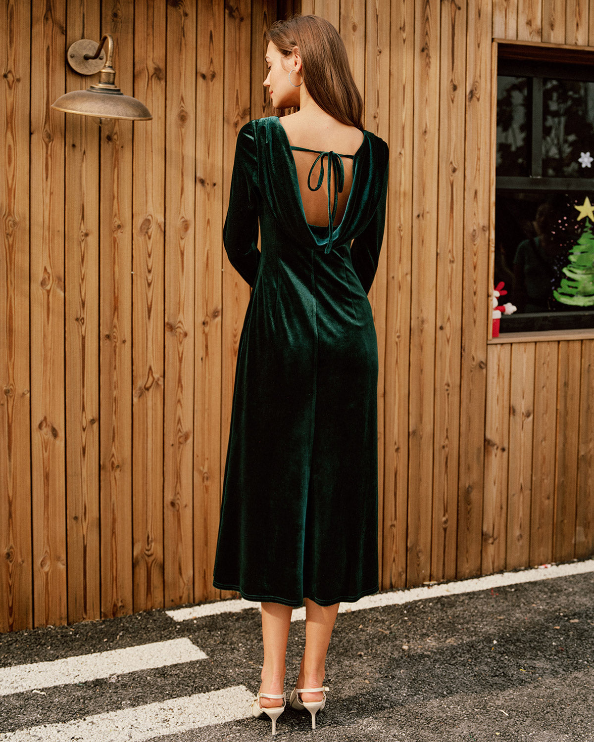 Yeşil Velour Kayık Yaka Büzgülü Midi Elbise