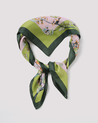 Yeşil Çiçek Desenli Scarve