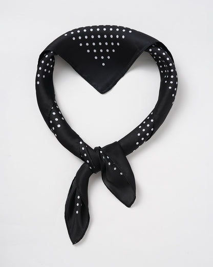 Siyah Ekoseli Scarve