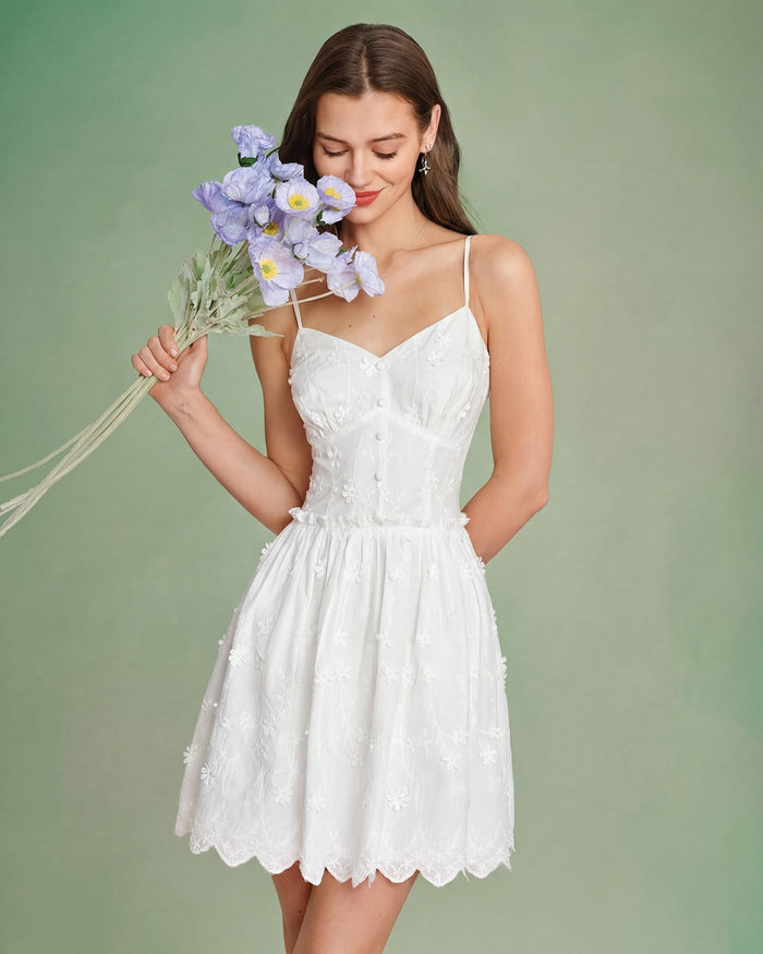 Beyaz Çiçek Desenli Nakışlı Slip Mini Elbise