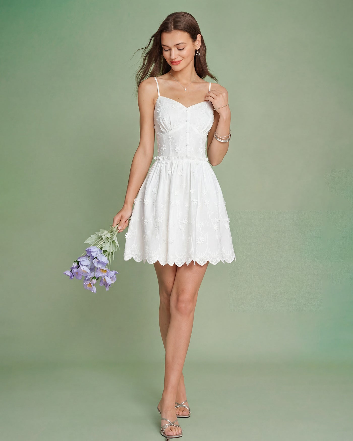 Beyaz Çiçek Desenli Nakışlı Slip Mini Elbise