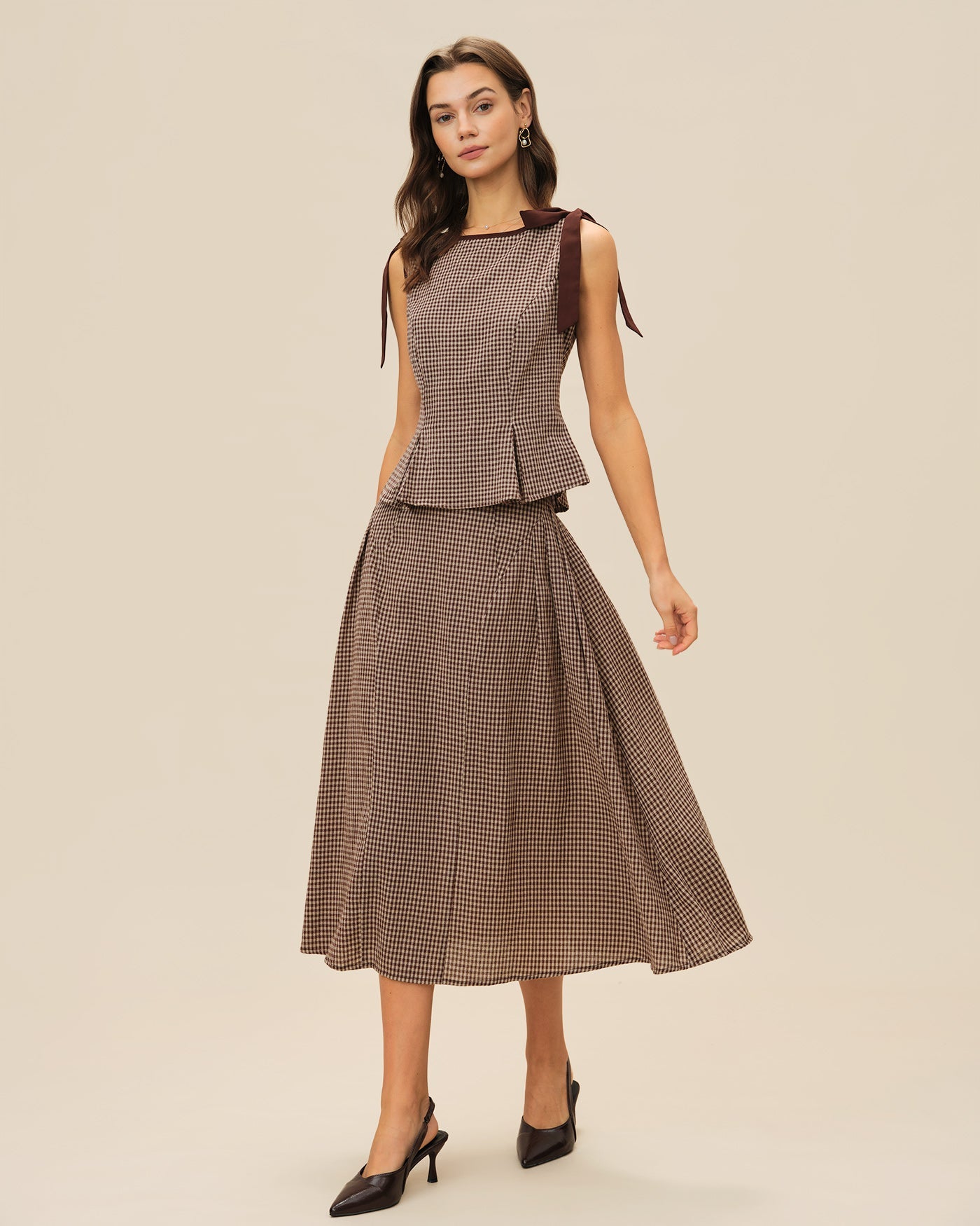 Kahverengi Kayık Yaka Ekoseli Atlet