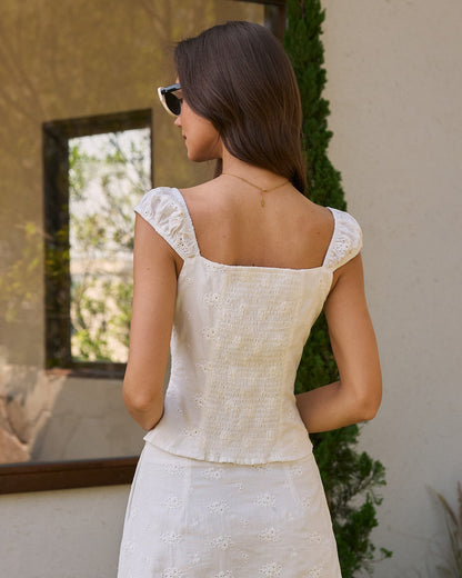 Beyaz Kare Yaka Nakışlı Atlet