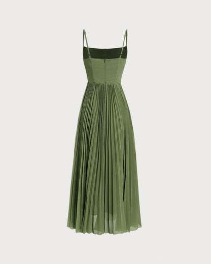 Yeşil Kalp Yaka Flowy Slip Maxi Elbise