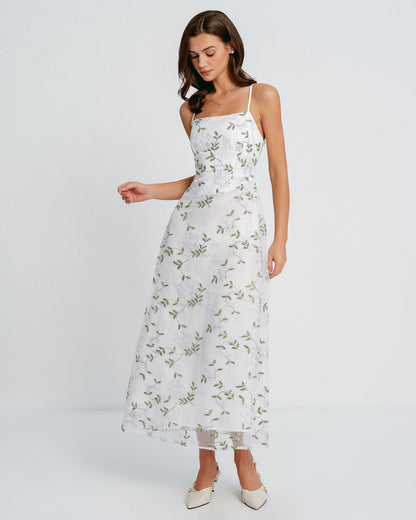 Beyaz Çiçek Desenli Slip Maxi Elbise