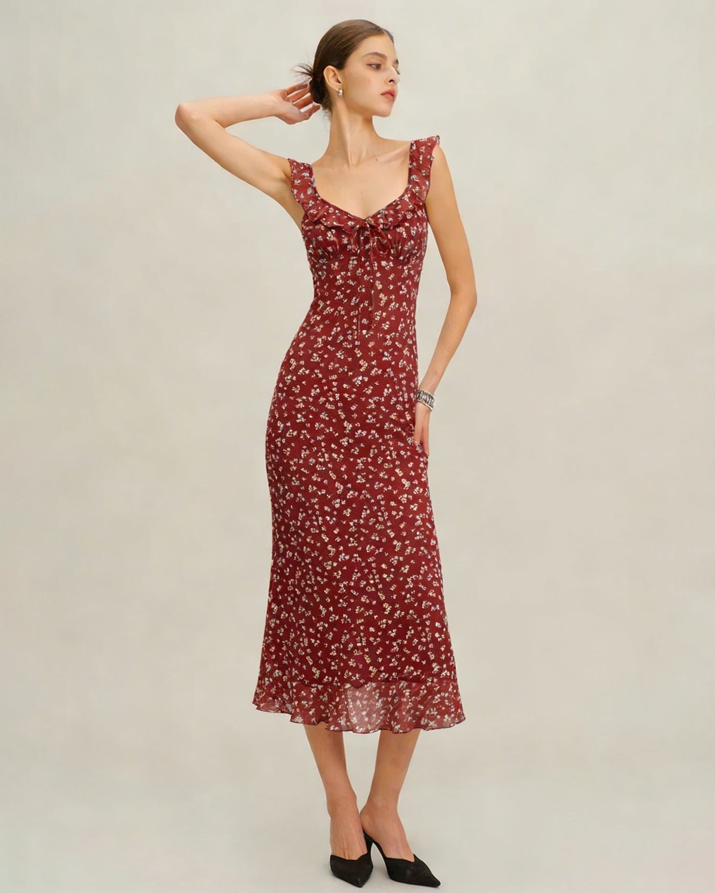 Kırmızı Çiçek Desenli Slip Maxi Elbise