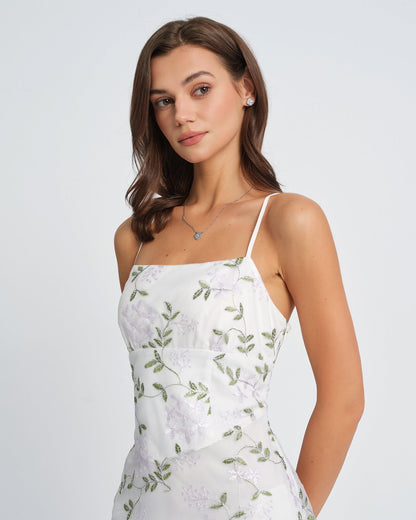 Beyaz Çiçek Desenli Slip Maxi Elbise