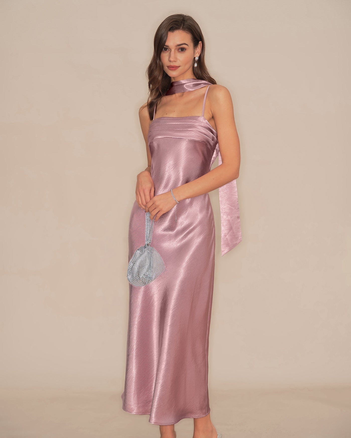 Pembe Slip Balık Kesim Saten Maxi Elbise