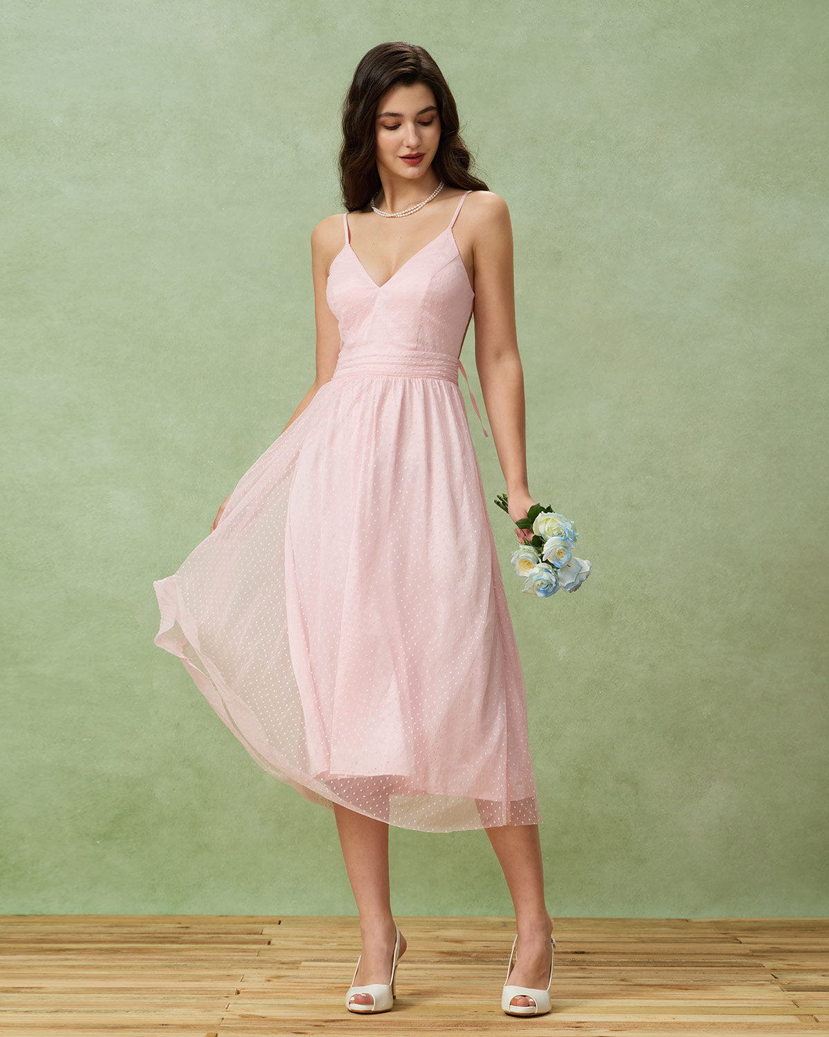 Pembe V Yaka Sırtı Açık Slip Midi Elbise