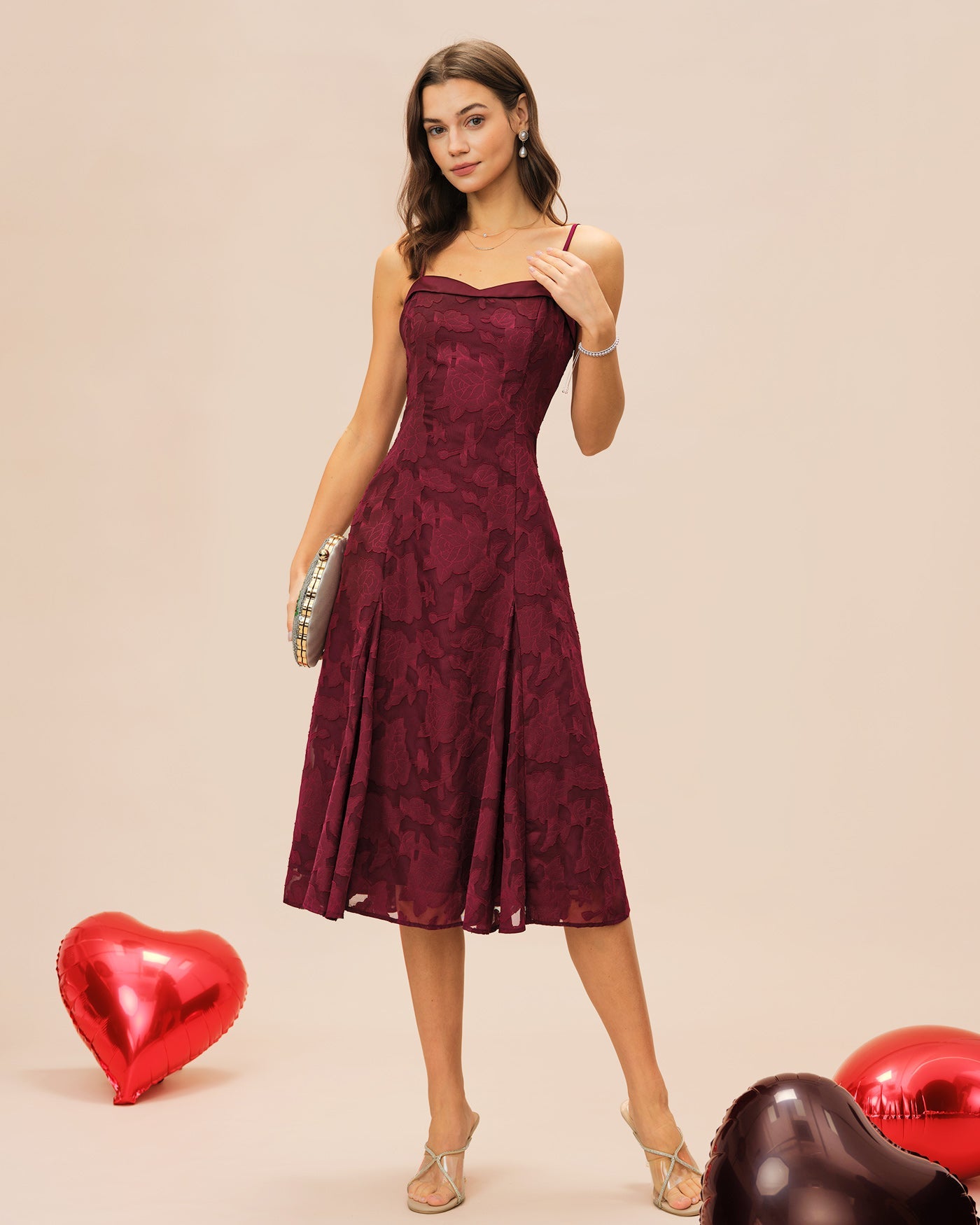 Bordo Kalp Yaka Jakarlı Slip Midi Elbise