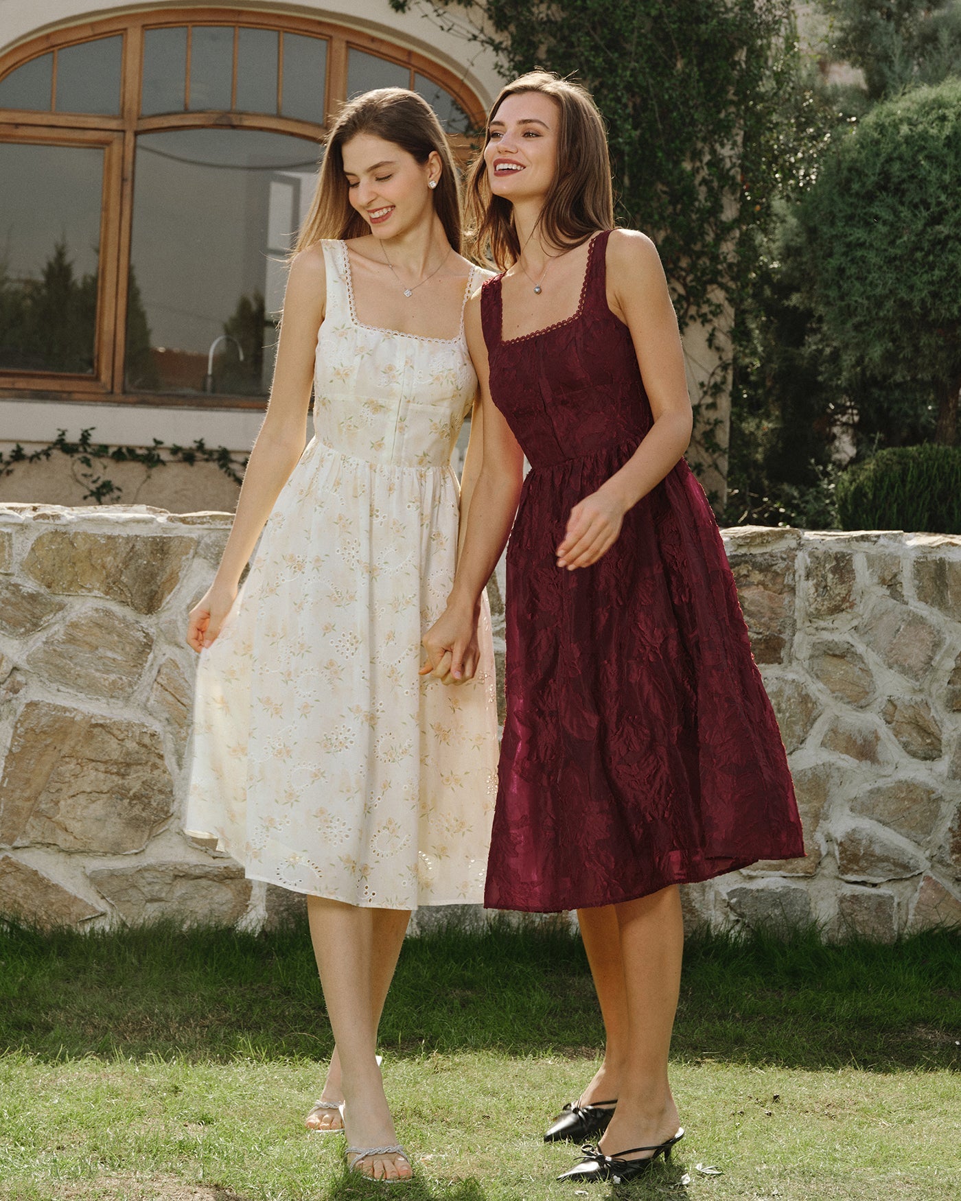 Sarı Çiçek Desenli Büzgülü Midi Elbise