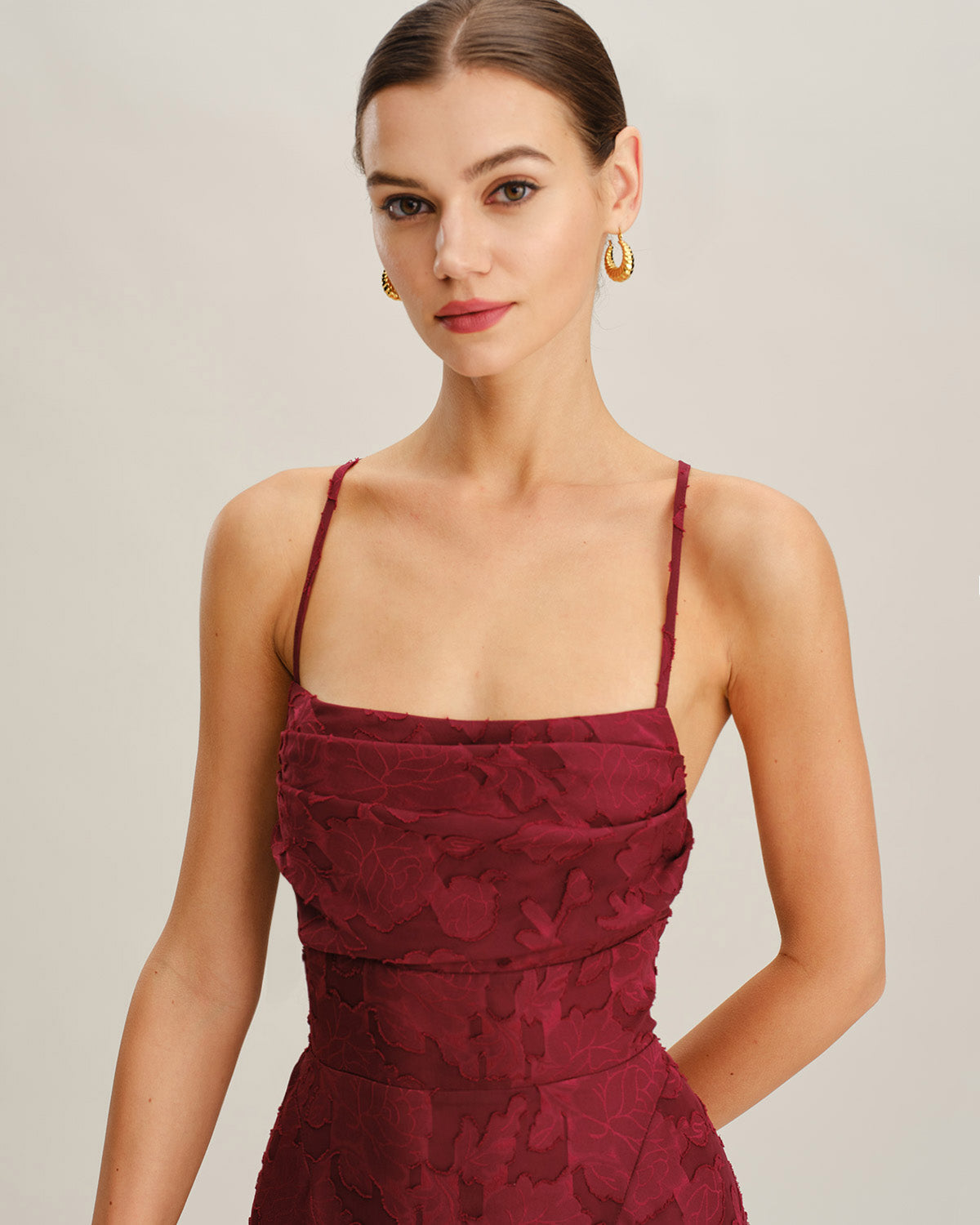 Bordo Çiçek Desenli Sırtı Açık Slip Mini Elbise
