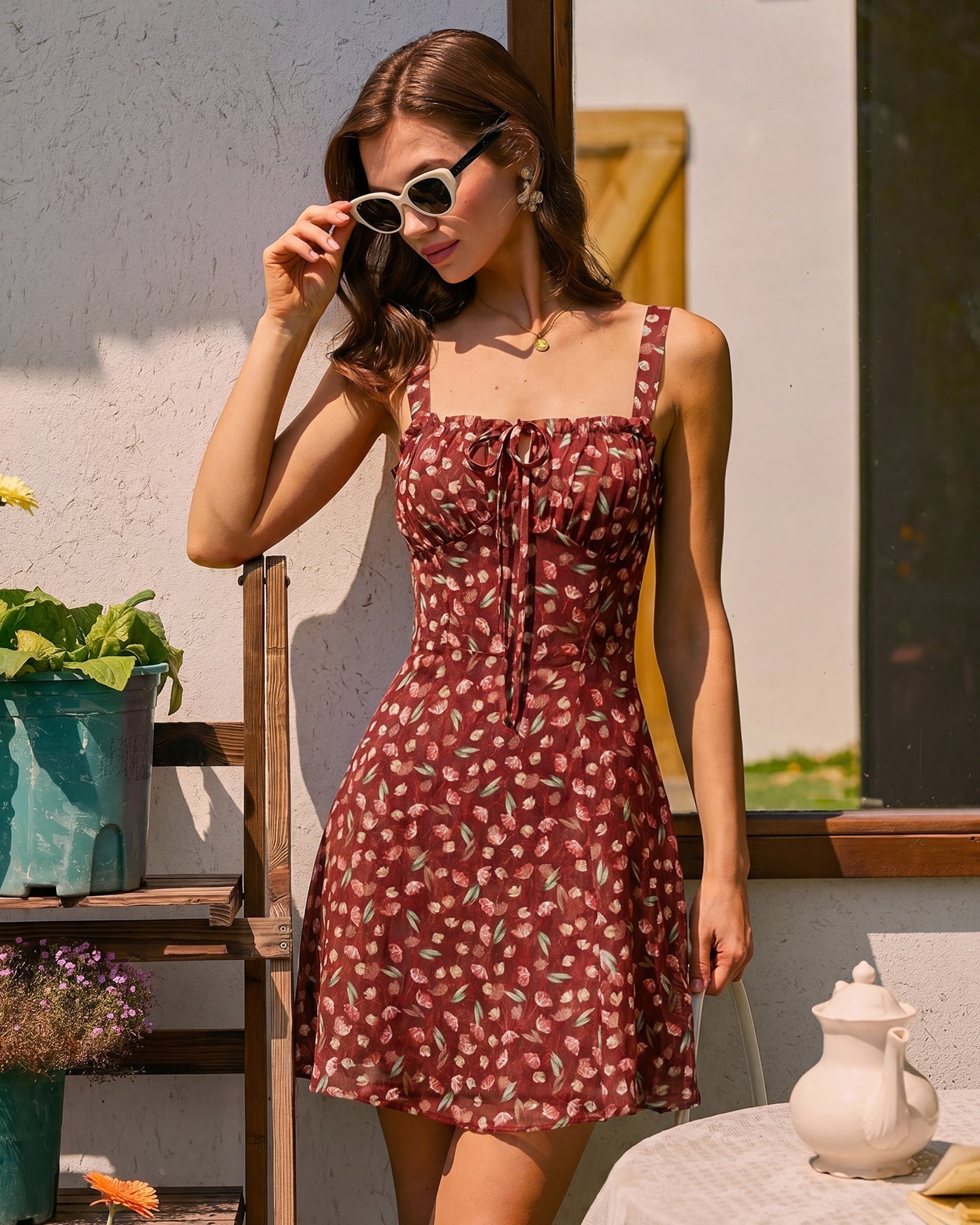 Kırmızı Bağlamalı Çiçek Desenli Slip Mini Elbise