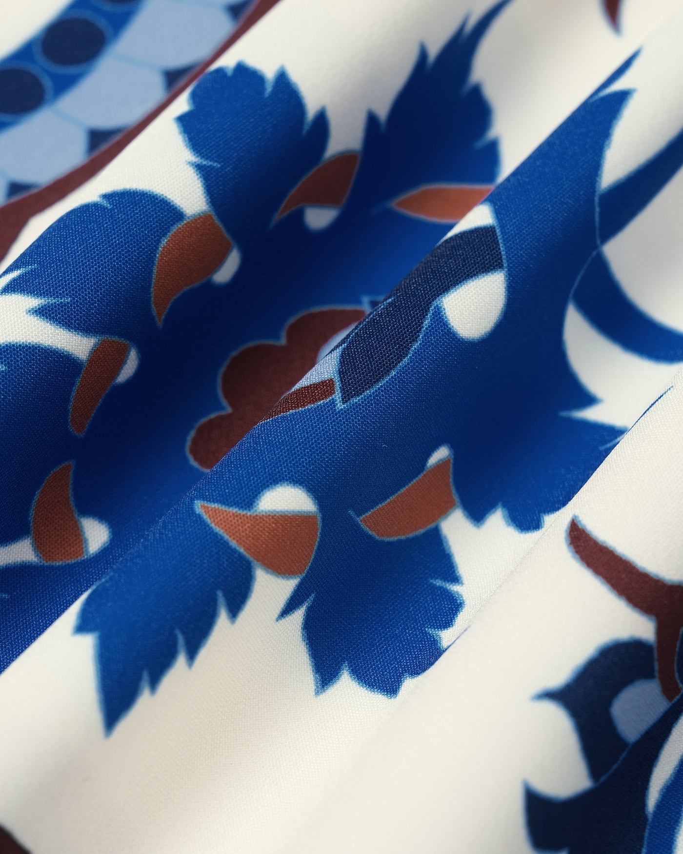 Mavi Çiçek Desenli Two-Piece Etek Takımı